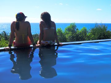Infinity swimming pool