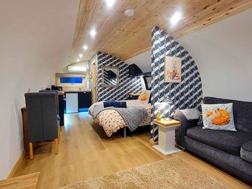 Living and sleeping space