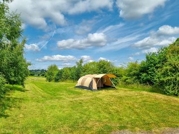 Tent pitch