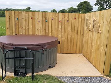 Private hot tub for under oak pod.