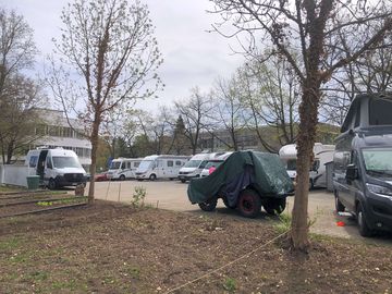 Sonnenhaus parking
