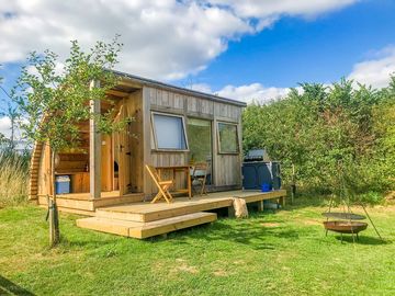 Visitor image of the side view of the cabin