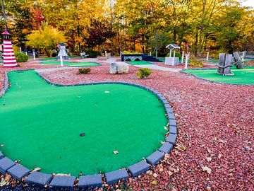 Miniature golf course