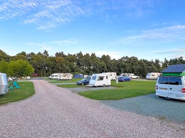 Electric hardstanding pitch