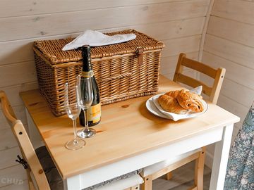 Breakfast hamper