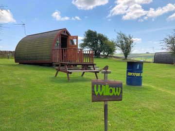 Glamping pod willow
