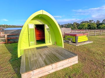 Sunset view pod with private hot tub