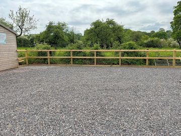 Electric gravel touring pitch