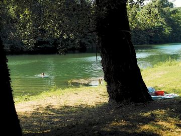 Rivière vue des emplacements