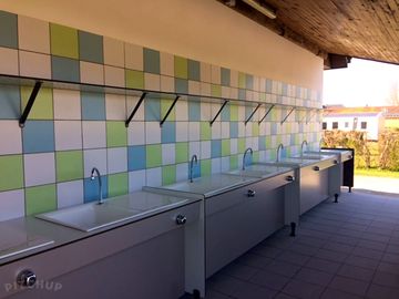 Washing up area