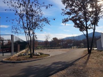 Sunny pitches