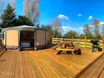 Yurt decking