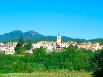 The town of maureillas-las-illas