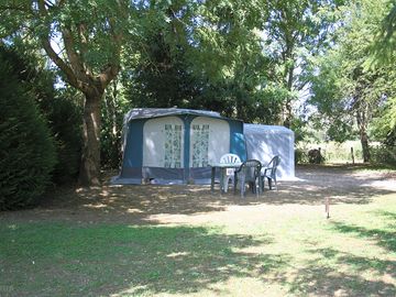 Tent pitch