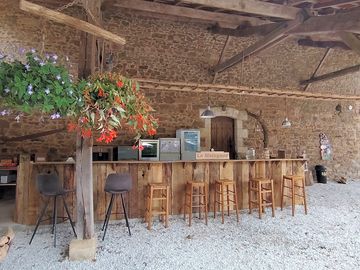 Le open bar - ouvert chaque jour de 17h - 22/23h