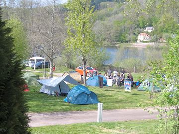 Pitches with views overlooking the lake