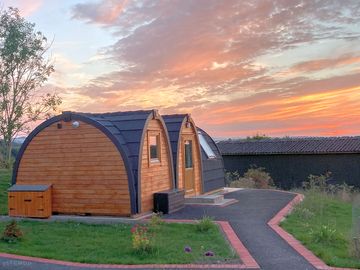 Hedgehog Glamping Pod