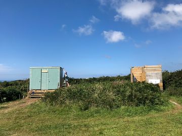Loos & showers
