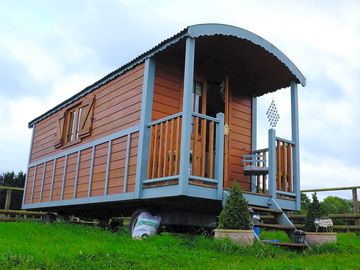 Shepherd's hut