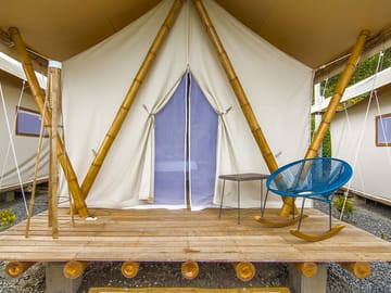 Exterior of the bell tent (added by manager 14 Aug 2020)
