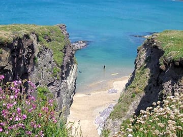 Tristram Bay (added by manager 03 Apr 2012)