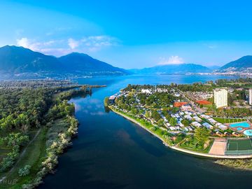 View over Lake Maggiore (added by manager 20 Dec 2022)