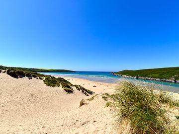 Crantock Beach (added by manager 14 Jan 2015)