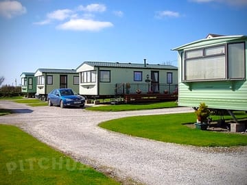 More of our owner occupied static caravans. (added by manager 05 Dec 2013)