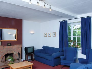 YHA Milton Keynes - lounge (added by manager 19 Jun 2012)
