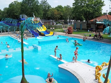 Large outdoor swimming pool (added by manager 22 Feb 2018)
