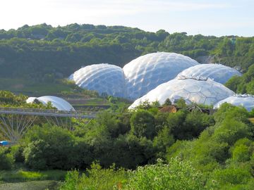 Eden Project (added by manager 26 Jun 2014)