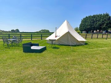 A bell tent (added by manager 02 Aug 2023)
