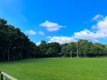 Camping pitches are on the rugby field (added by manager 13 Jun 2022)
