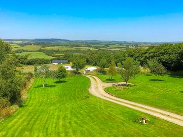 Looking out over the site towards Wolfs Castle Rocks (added by manager 22 Aug 2022)