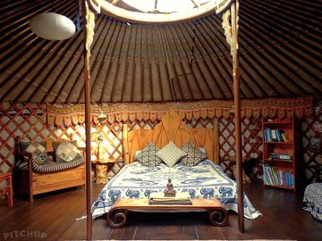 Interior of the Eastern yurt (added by manager 27 Dec 2023)