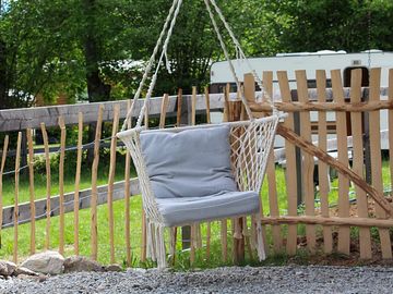 Hanging chair