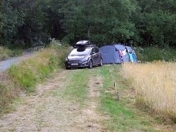 Pitch suitable for tents or campervans