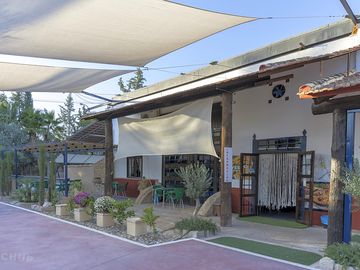 Bar/restaurant terrace