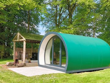 Pod 1 with hot tub