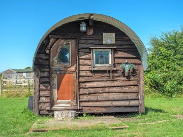 Jemima Puddle Duck shepherd's hut