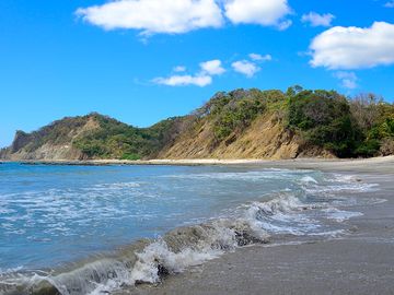 Barco quebrado beach