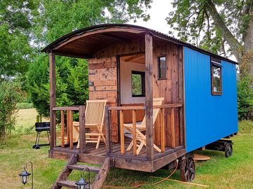 Shepherd's hut all ready for your next holiday break