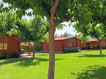 Exterior bungalows luxe