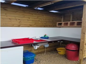 Washing-up area