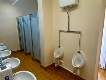 Male toilet area
