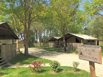 Lodge Kenya exterior