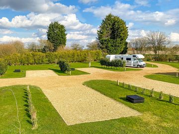 Gravel touring pitch