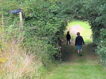 The short cut to the cob house cafe