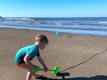 Poppit sands beach