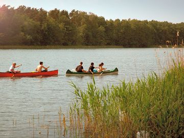 Canoe hire on the lake